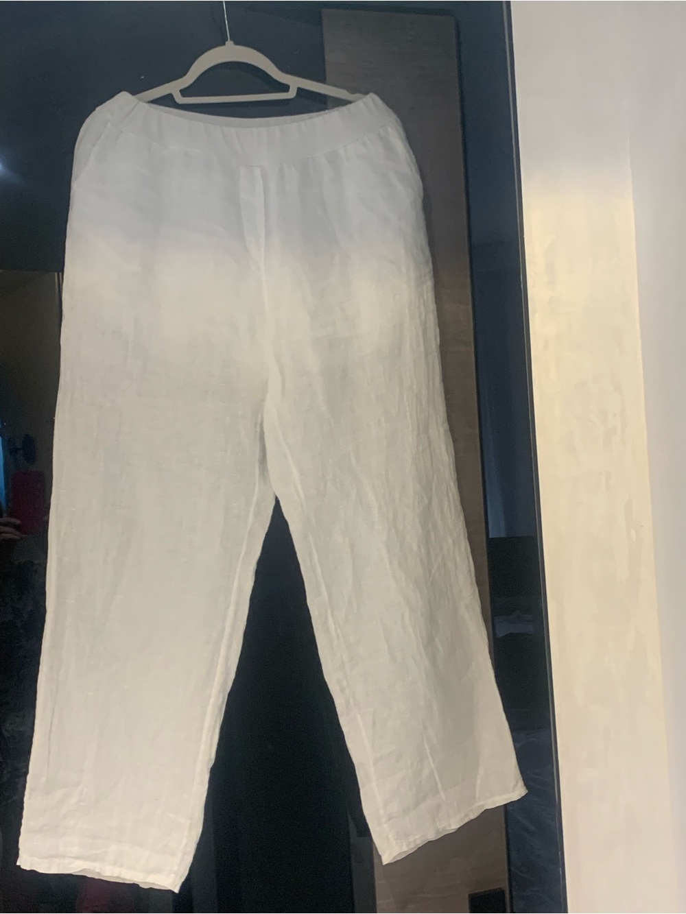 Women  50 linen 50 cotton White  Elastic Waist Pants. Size L. Tempo Paris